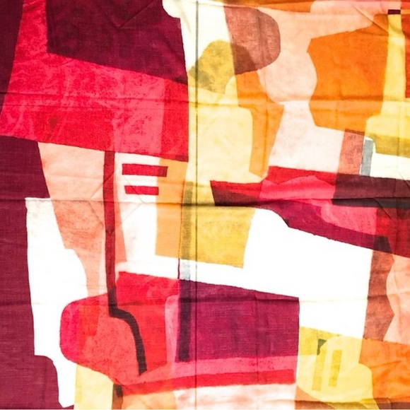 New Chanel Cashmere Shawl - Picture 6 of 10